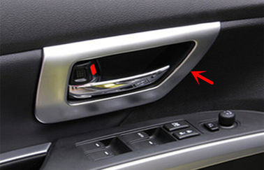 Chine Pièces de garniture pour l' intérieur automobile chromé pour le Suzuki S-cross 2014, cadre de poignée de porte intérieure fournisseur