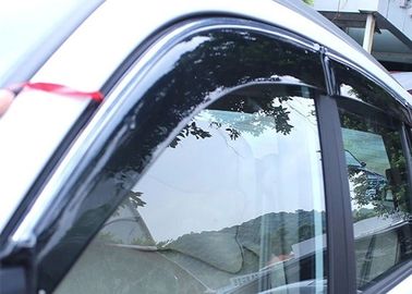 Chine Déflecteurs de vent Viseurs de fenêtre de voiture avec bande trim Fit Chery Tiggo3 2014 2016 fournisseur