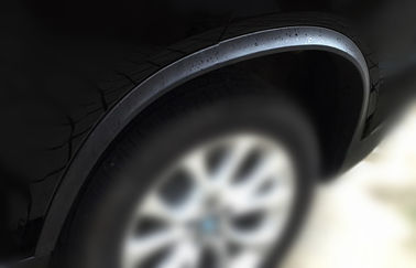 Chine L'équilibre d'amortisseur de voûtes de roue de BMW F15 X5 2014, amortisseur automatique décoratif garnissent fournisseur